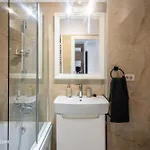 Spacious 1014 B4 Bukarest