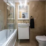 Appartement Spacious 1014 B4