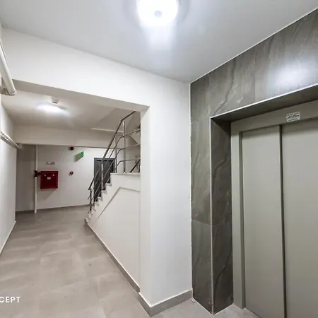 Spacious 1014 B4
